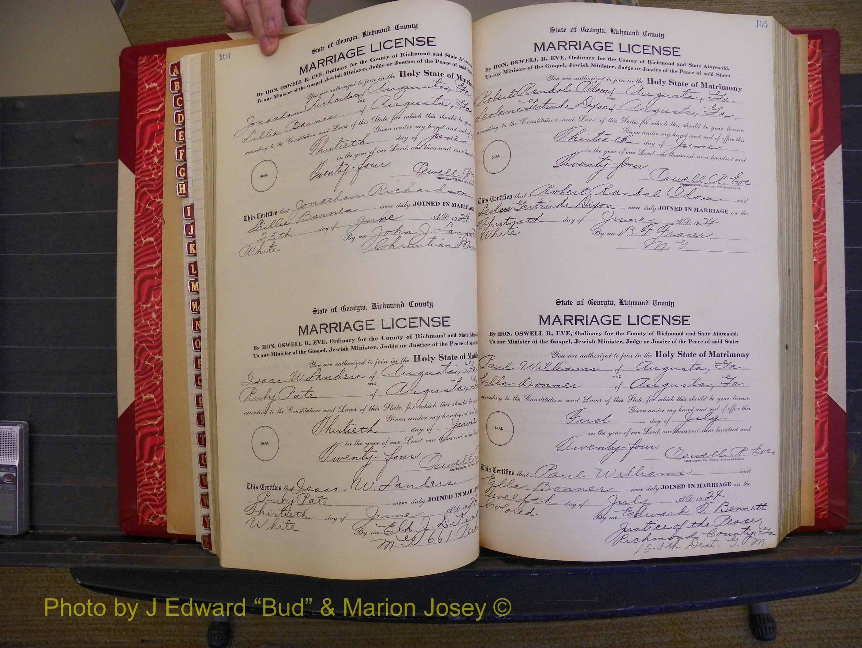 Richmond Marriages, Book RR, 1924-1927 P 104-105.JPG