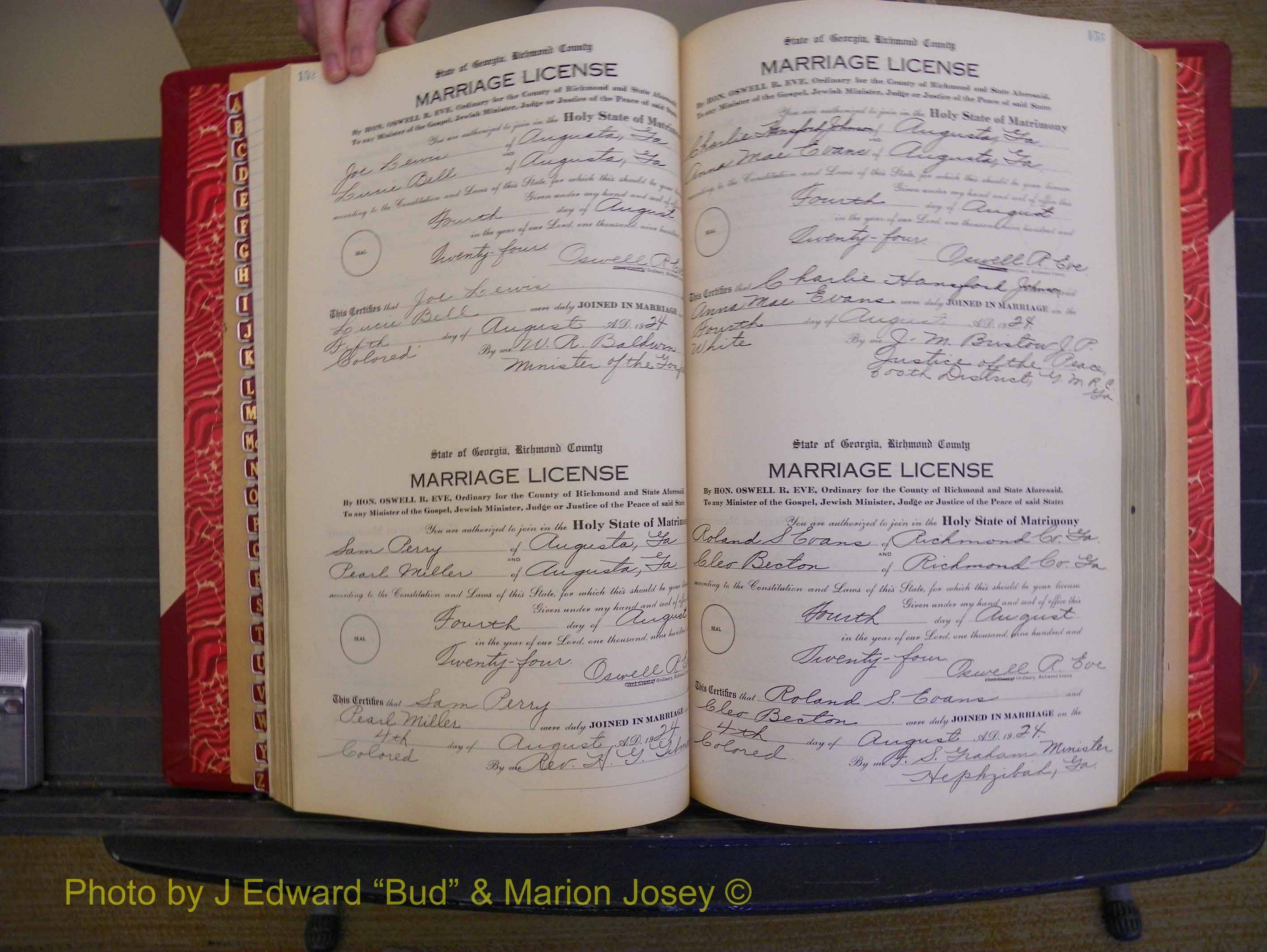 Richmond Marriages, Book RR, 1924-1927 P 152-153.JPG