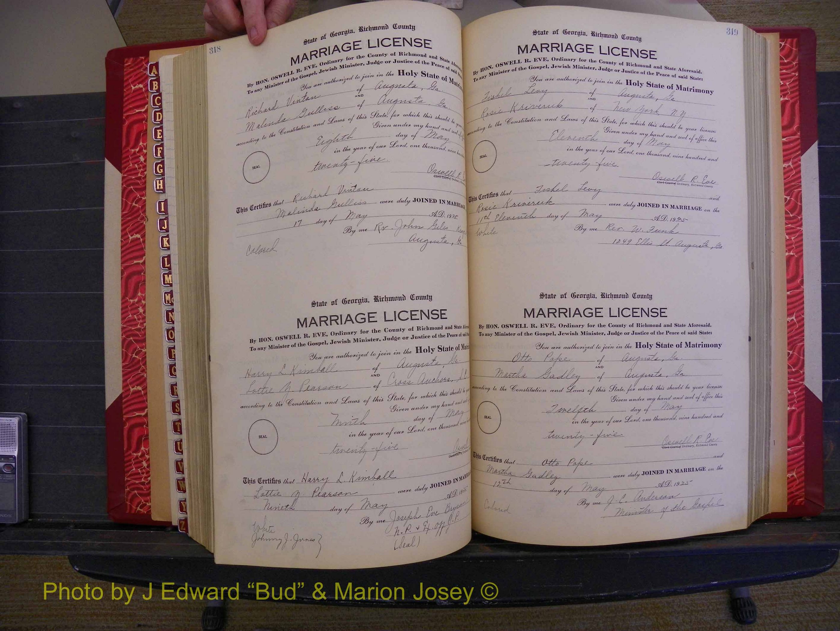Richmond Marriages, Book RR, 1924-1927 P 318-319.JPG