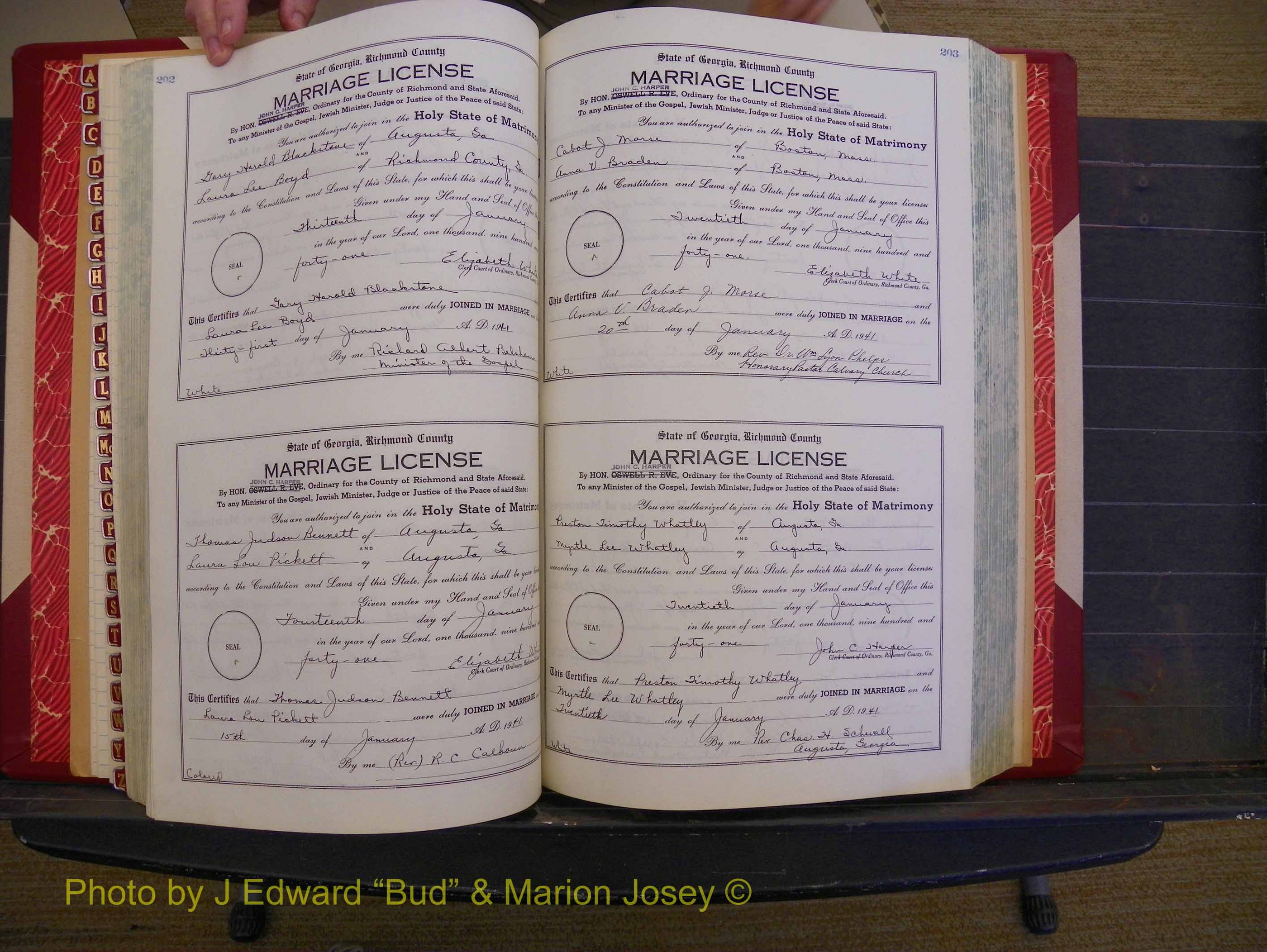Richmond Marriages, Book UU, 1939-1942 P 202-203.JPG