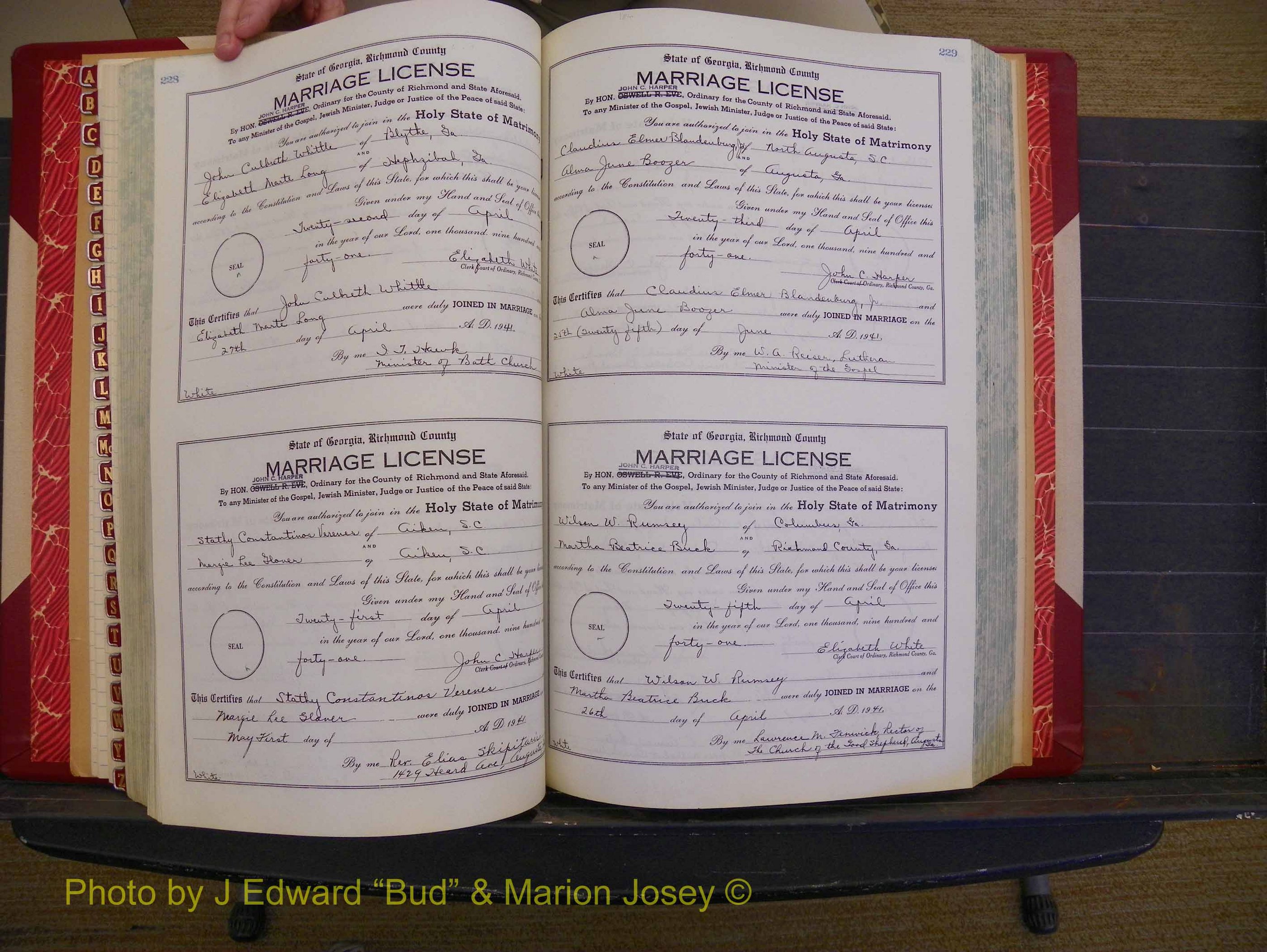 Richmond Marriages, Book UU, 1939-1942 P 228-229.JPG