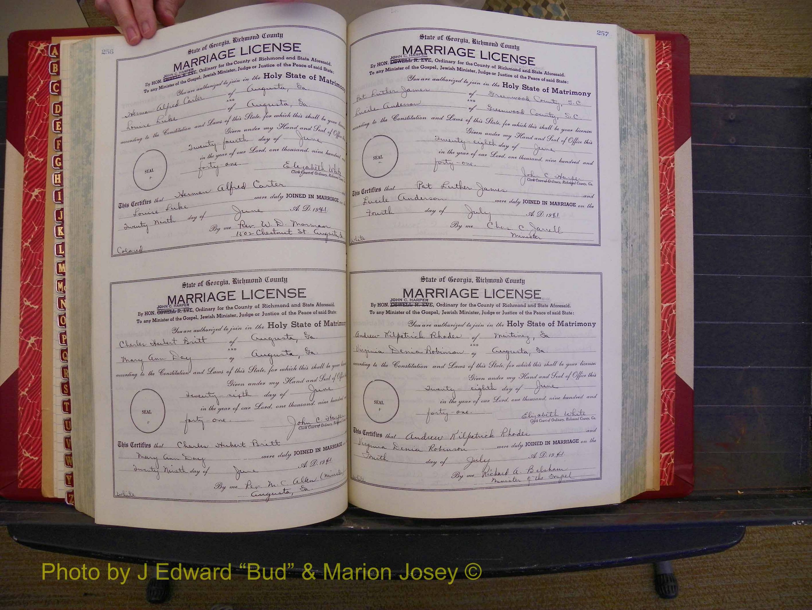 Richmond Marriages, Book UU, 1939-1942 P 256-257.JPG