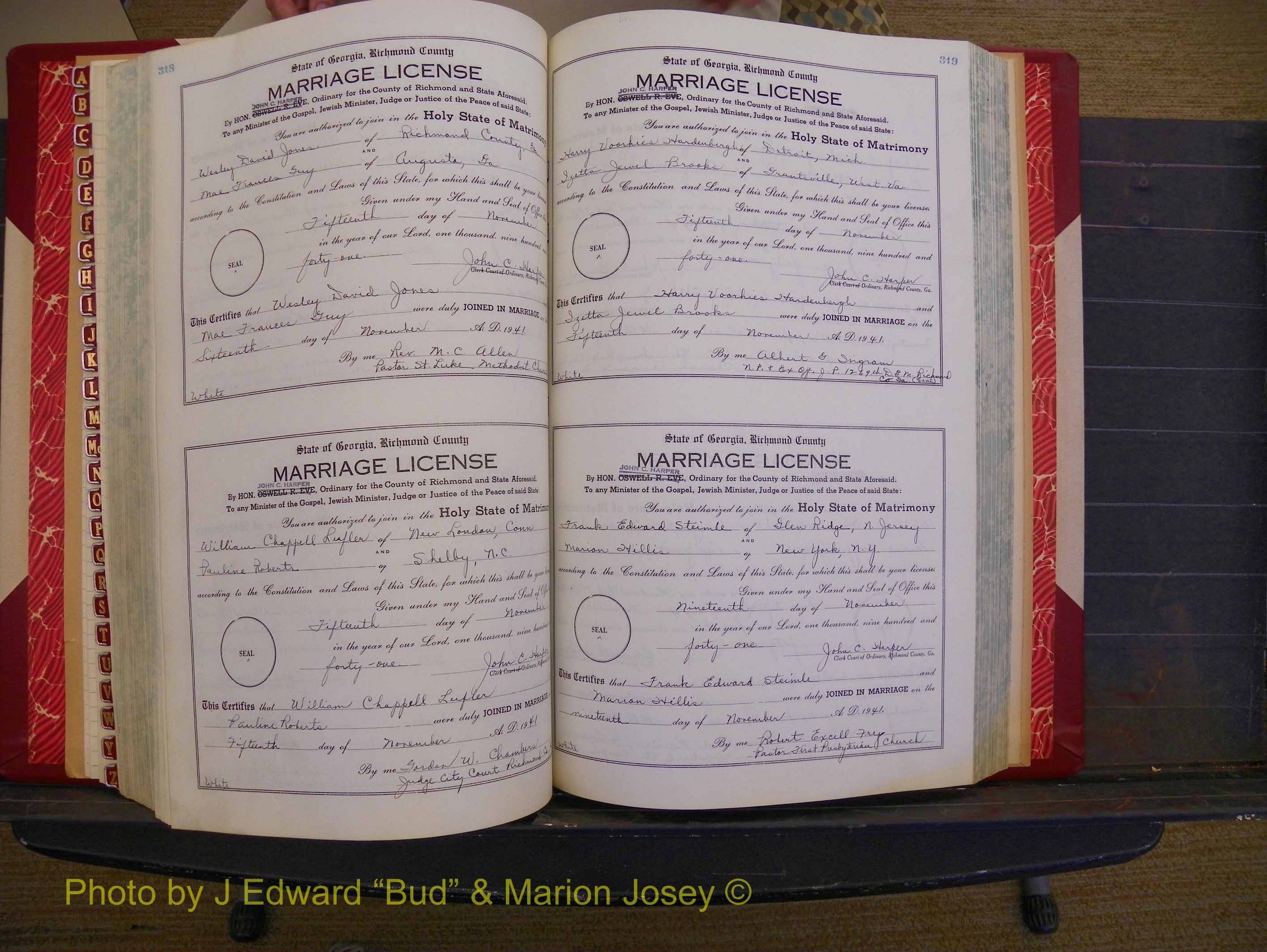 Richmond Marriages, Book UU, 1939-1942 P 318-319.JPG