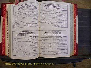 Richmond Marriages, Book UU, 1939-1942 P 206-207.JPG