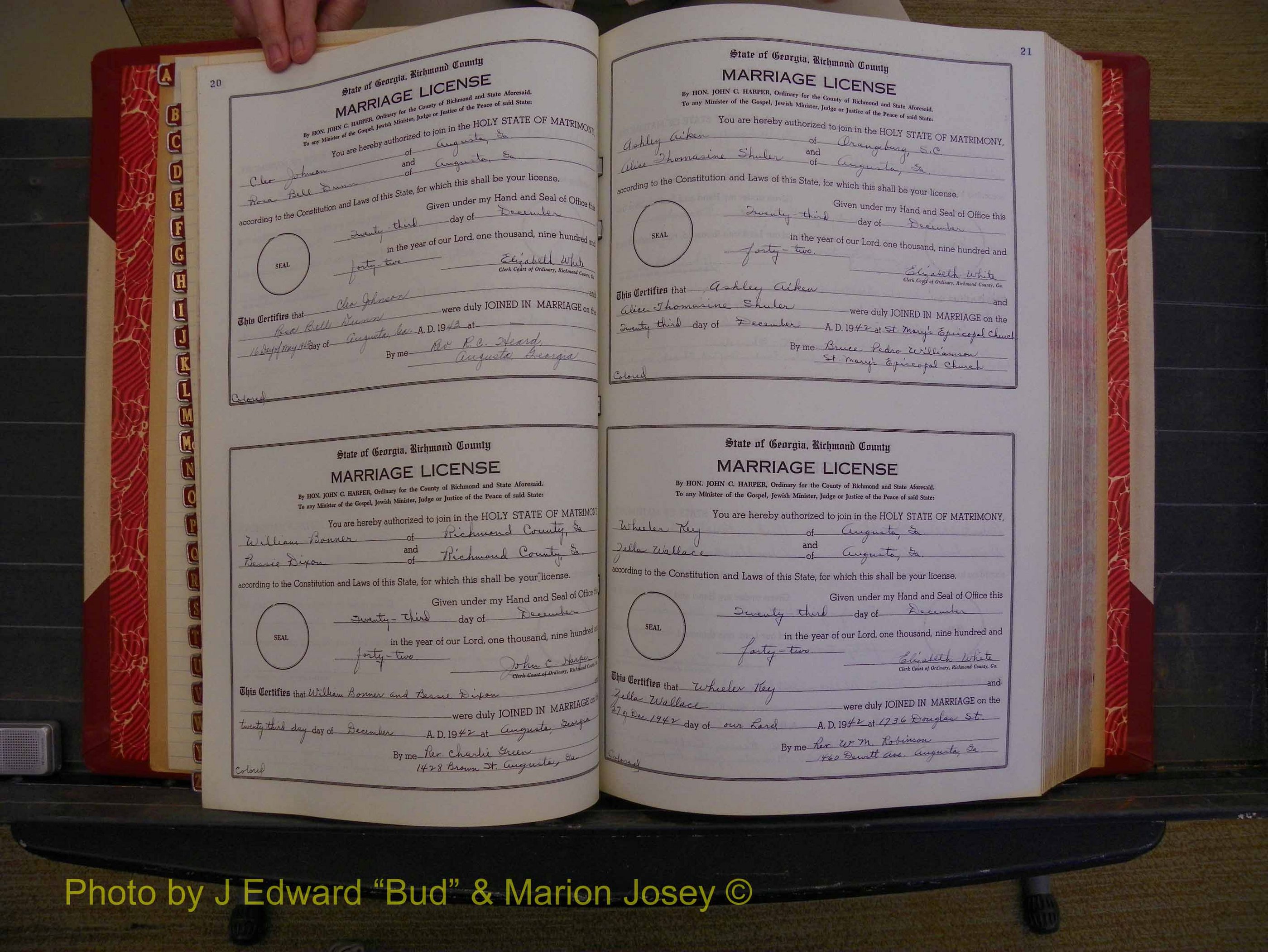 Richmond Marriages, Book V V, 1942-1944 P 020-021.JPG