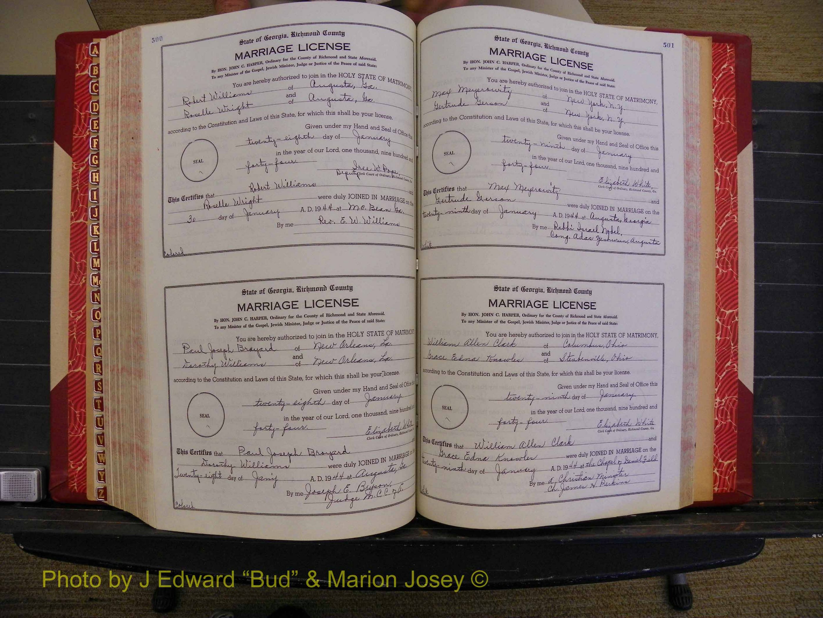 Richmond Marriages, Book V V, 1942-1944 P 500-501.JPG