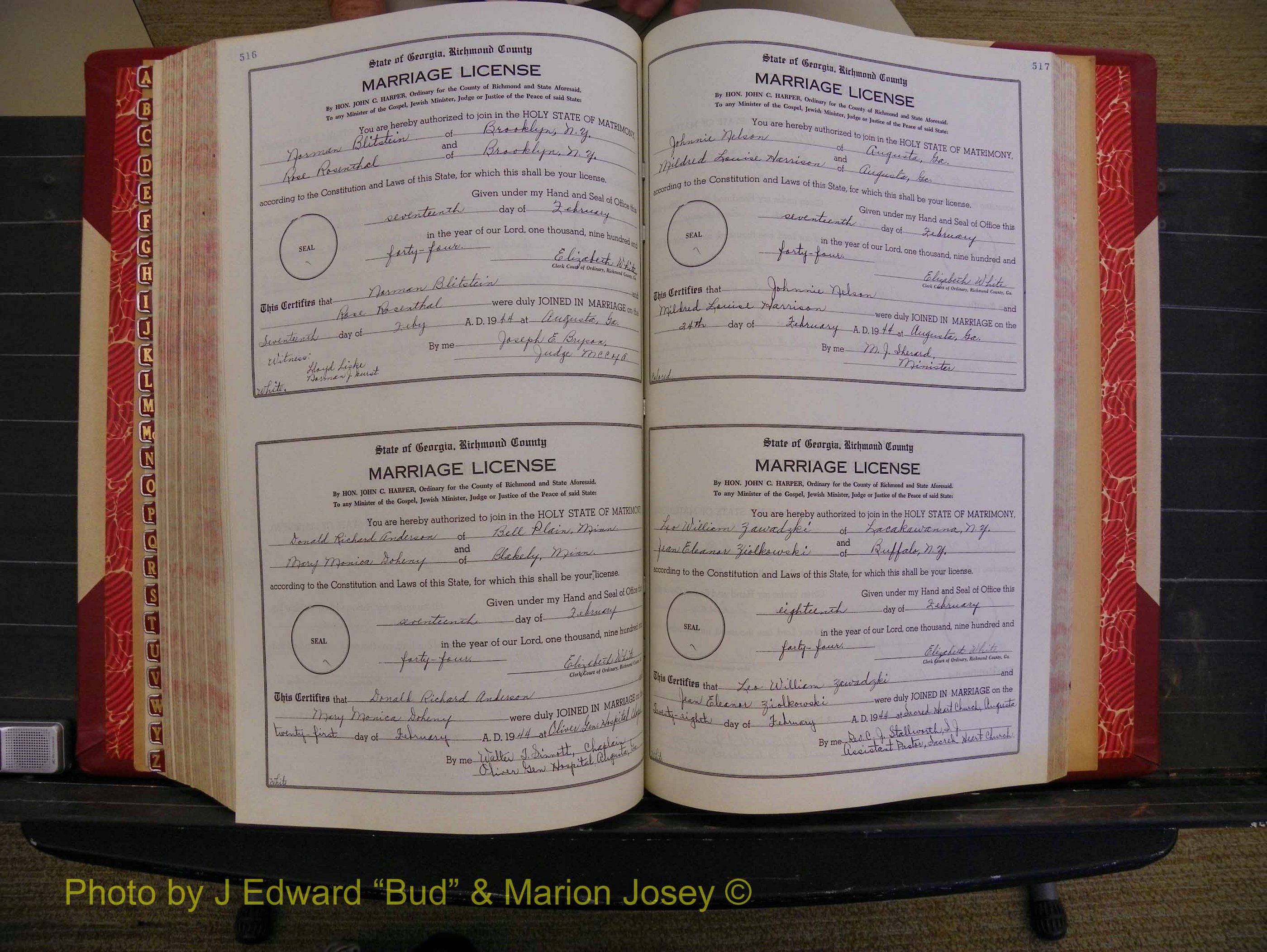 Richmond Marriages, Book V V, 1942-1944 P 516-517.JPG