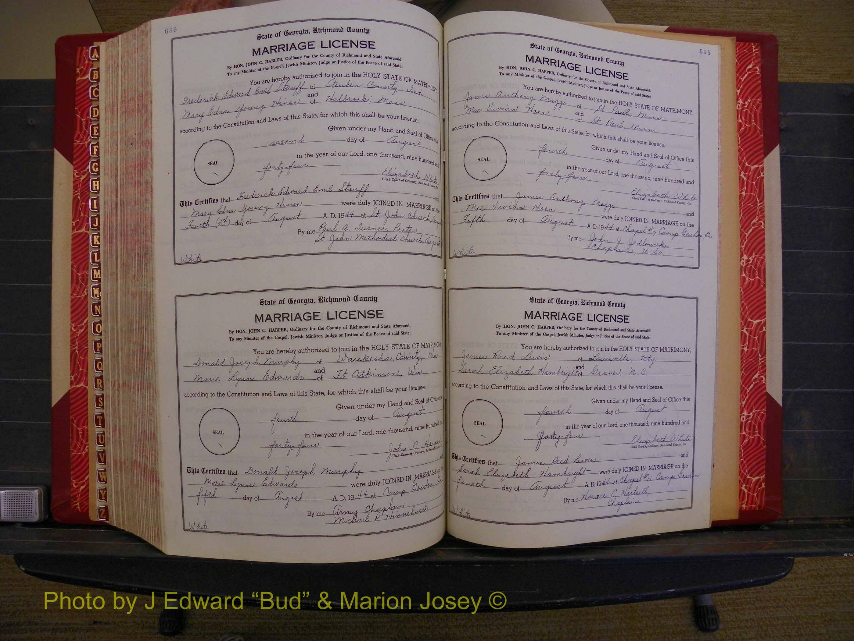 Richmond Marriages, Book V V, 1942-1944 P 688-689.JPG