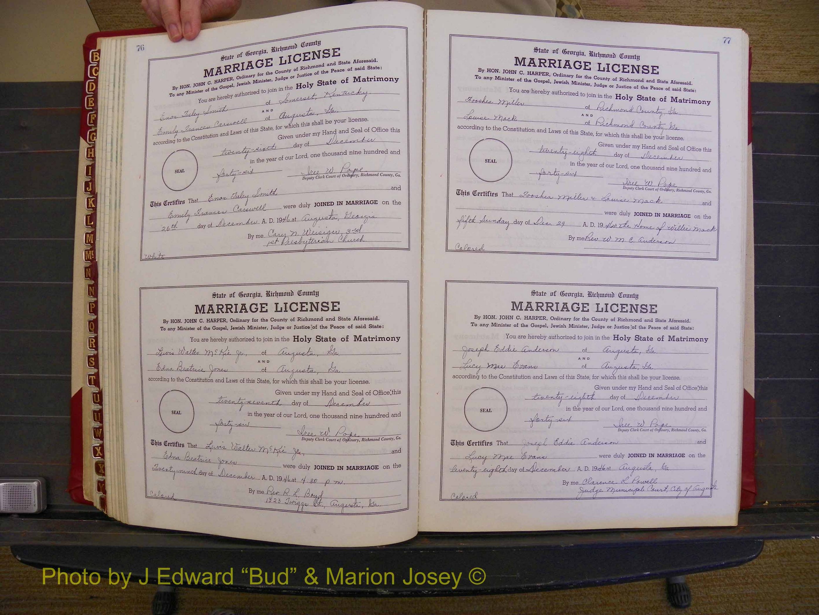 Richmond Marriages, Book XX, 1946-1948 P 076-077.JPG