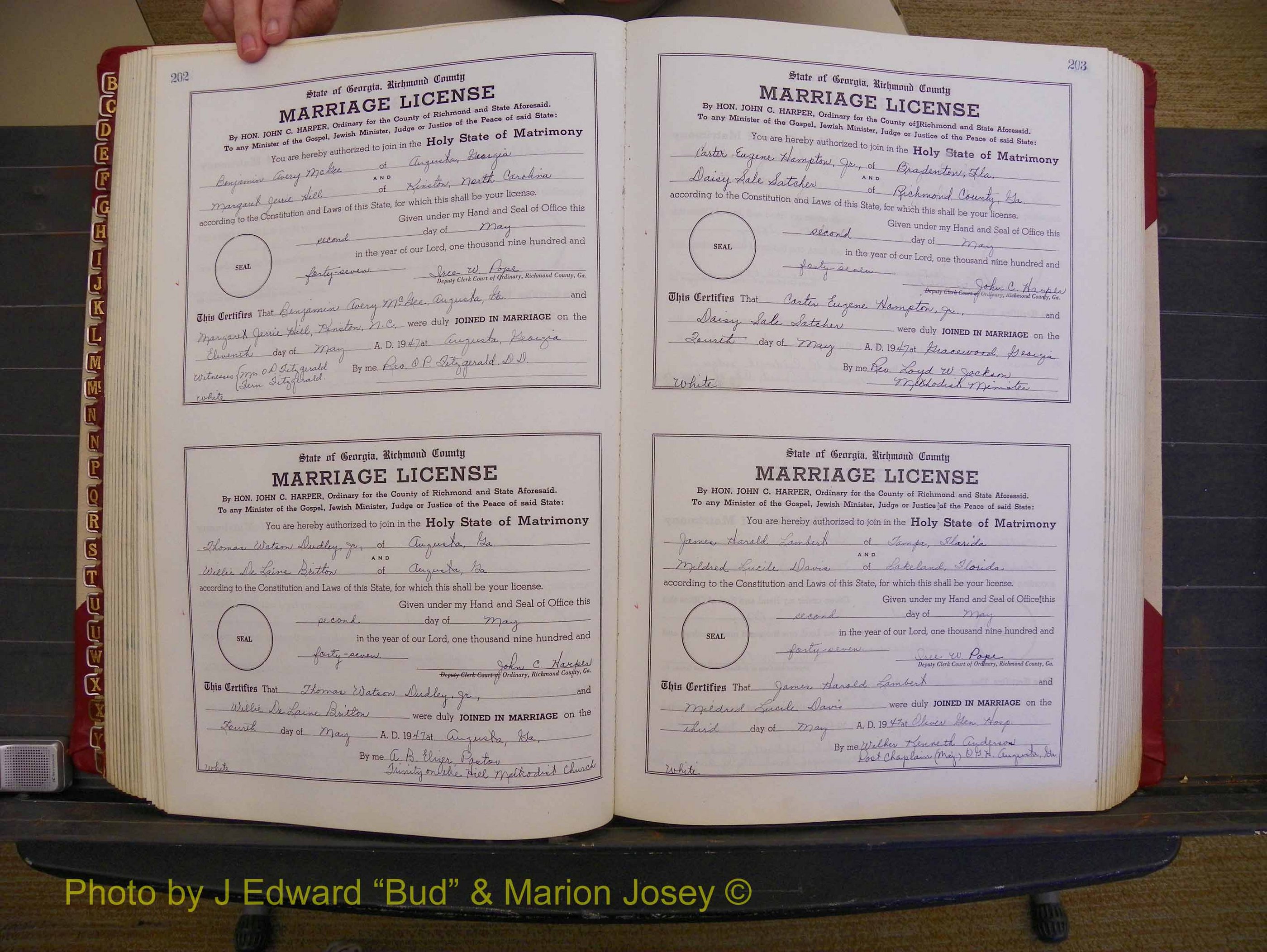 Richmond Marriages, Book XX, 1946-1948 P 202-203.JPG