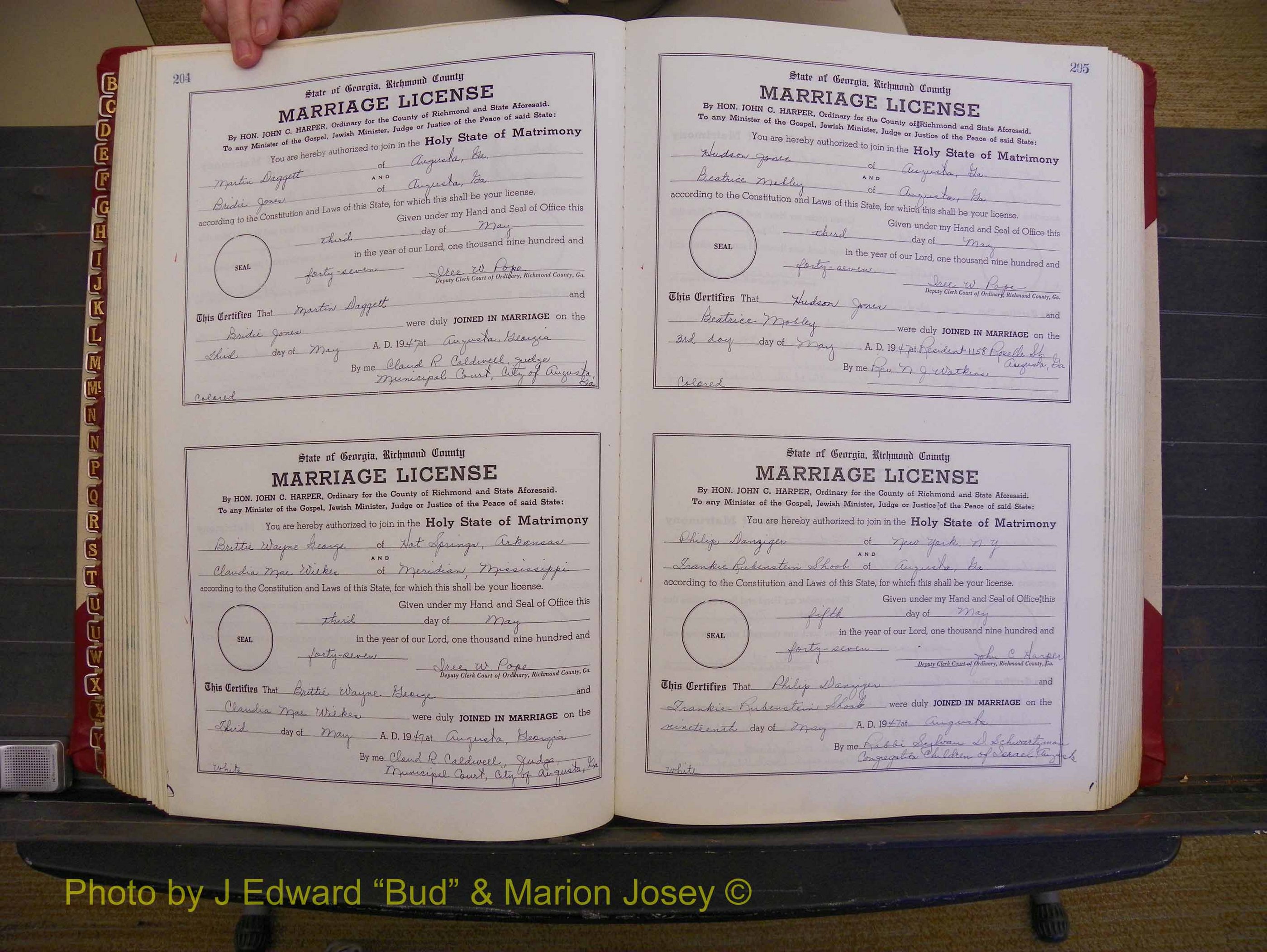 Richmond Marriages, Book XX, 1946-1948 P 204-205.JPG