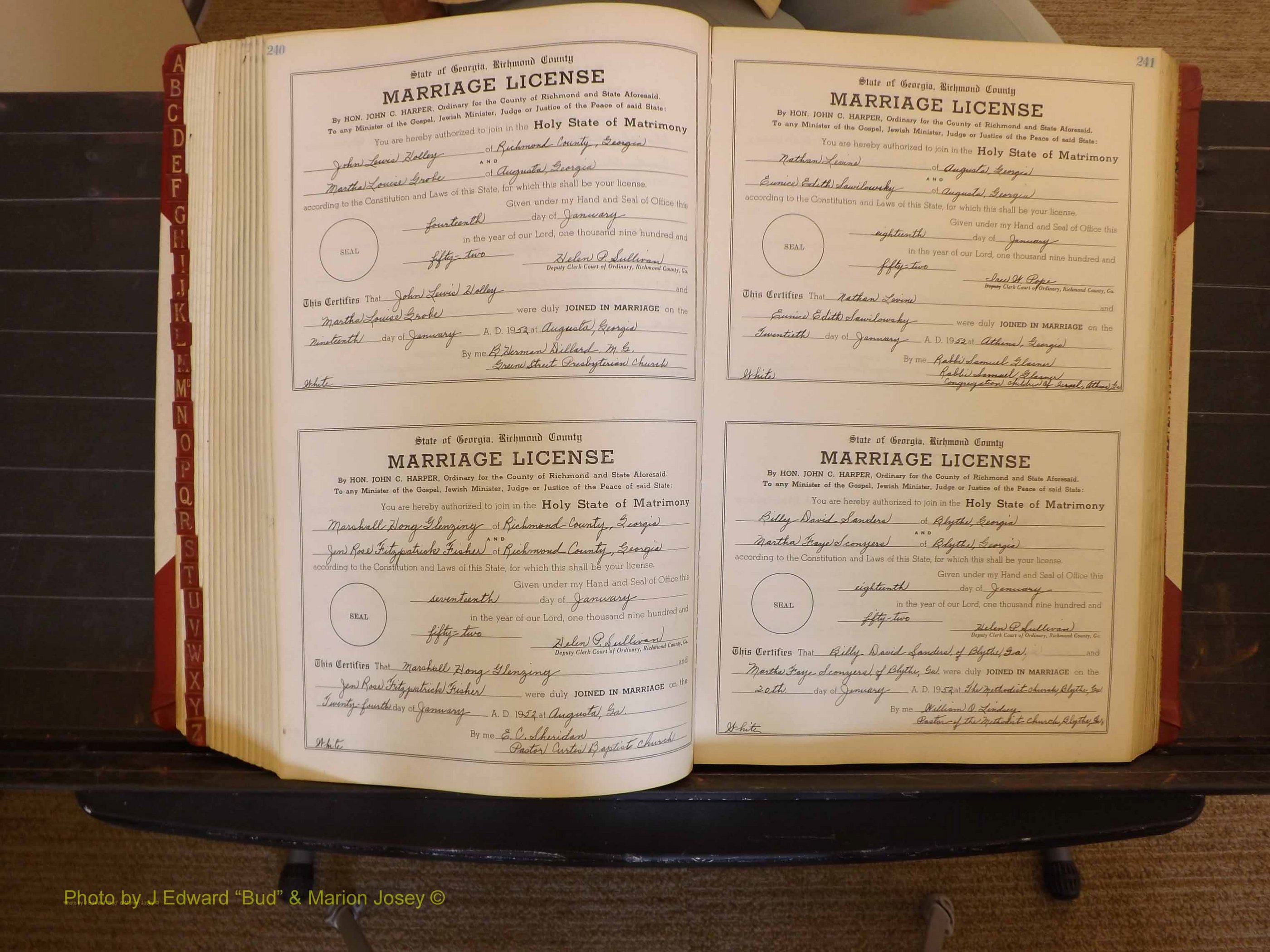 Richmond Marriages, ZZ, 1951-1952 P 240-241.JPG