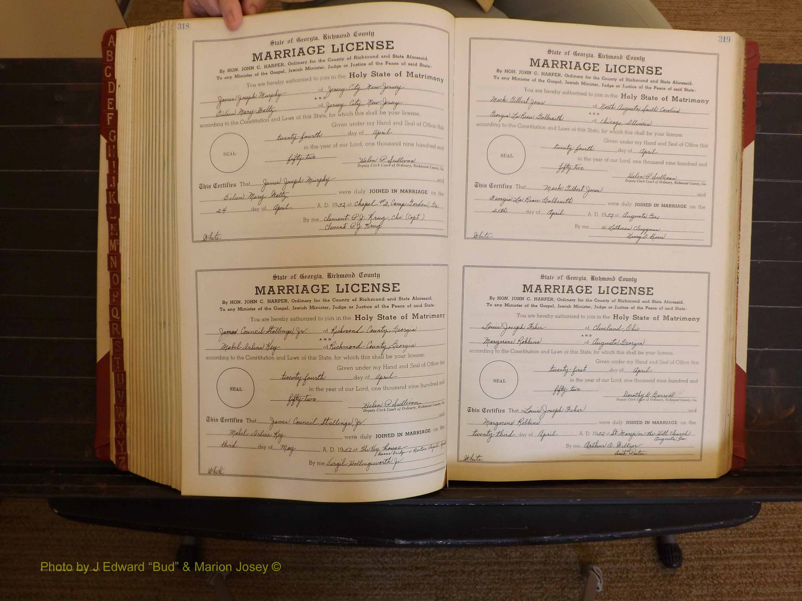Richmond Marriages, ZZ, 1951-1952 P 318-319.JPG