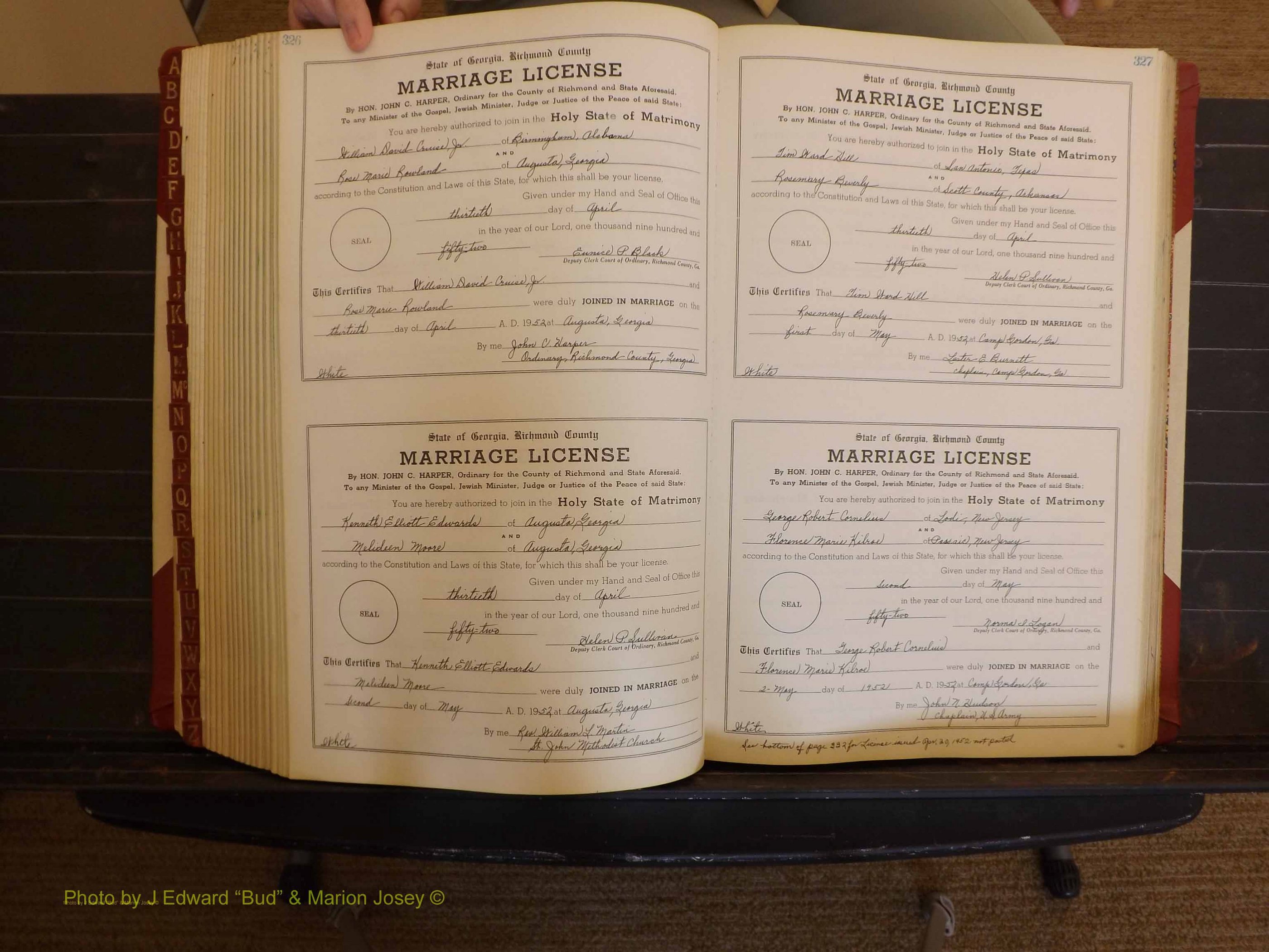Richmond Marriages, ZZ, 1951-1952 P 326-327.JPG