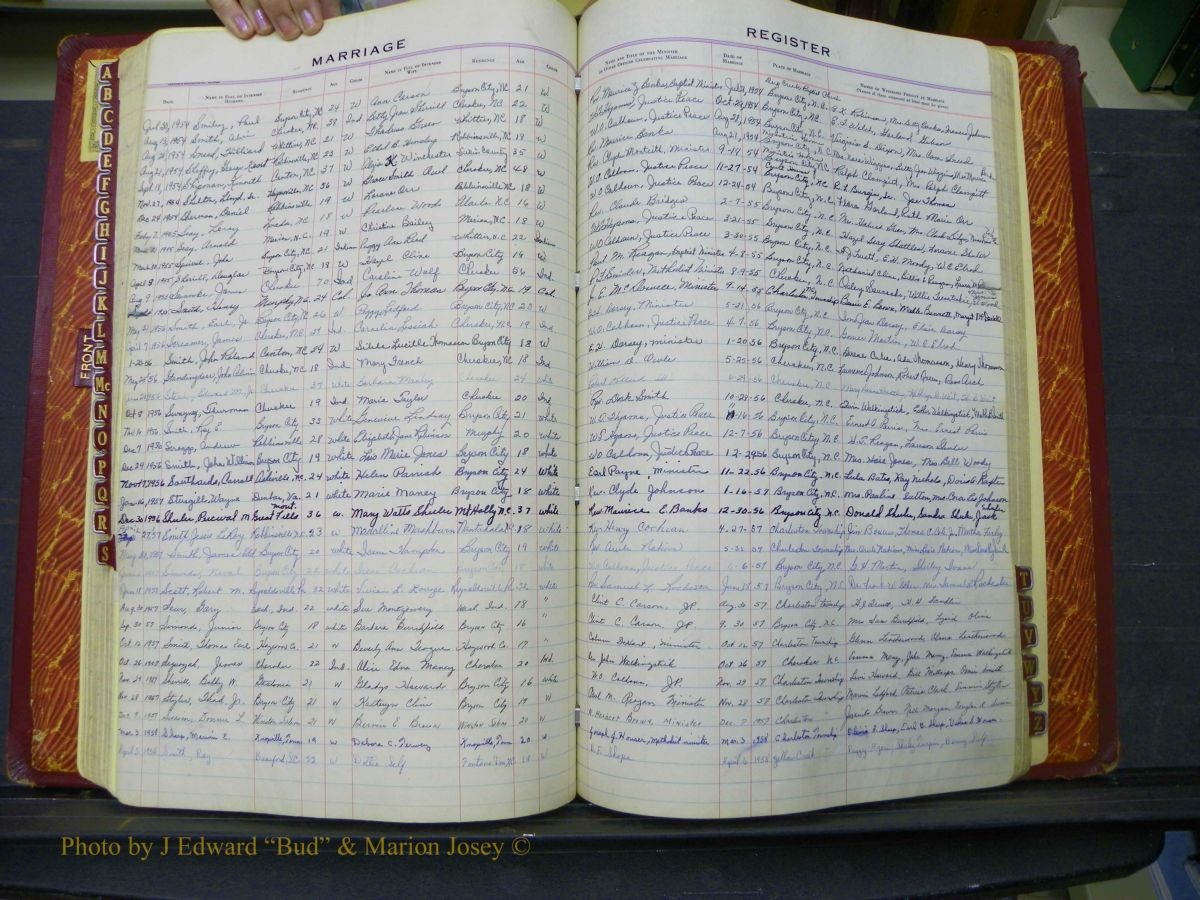 Swain Marriages, 1871- 556.JPG