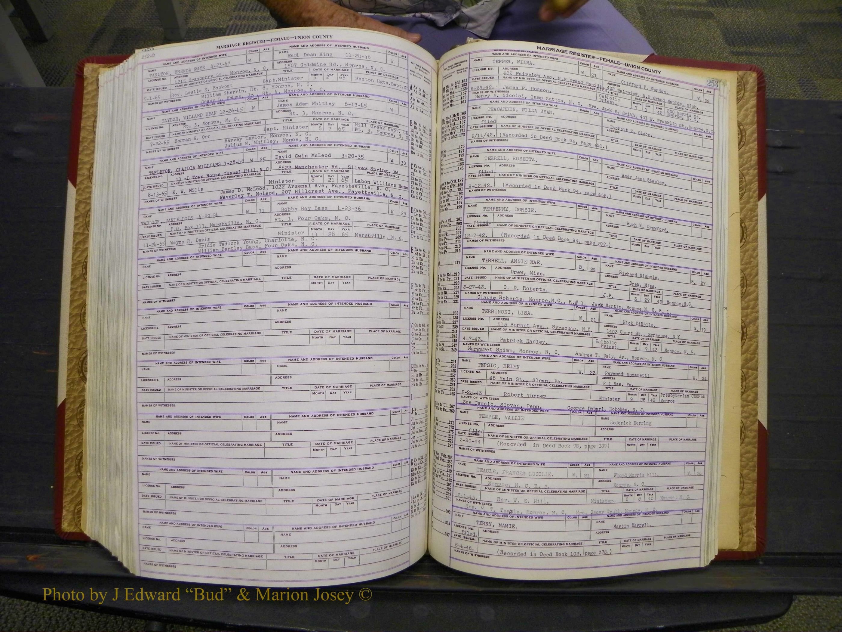 Union Co, NC Marriages Female Index, A-Z, 1937-1965 (321).JPG