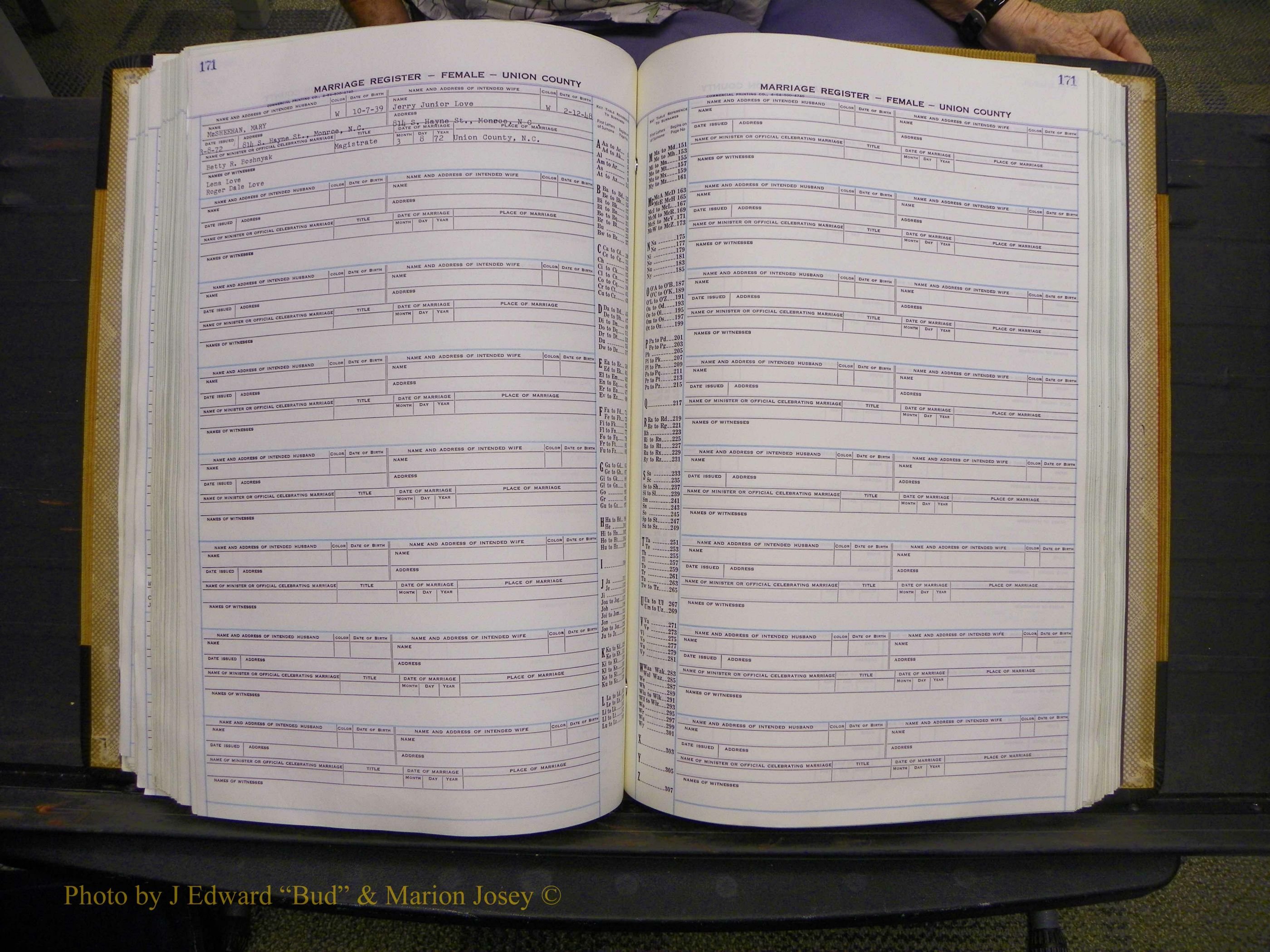 Union Co, NC Marriages Female Index, A-Z, 1966-1979 (207).JPG