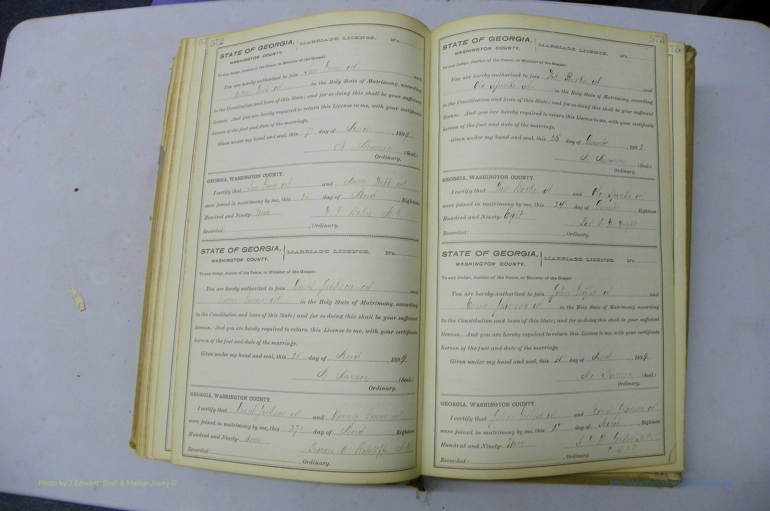 Was GA, Marriages Book H, 1895 - 1899, P 572-573.JPG