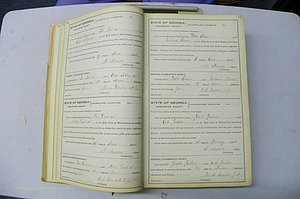 Was GA, Marriages Book H, 1895 - 1899, P 016-017.JPG