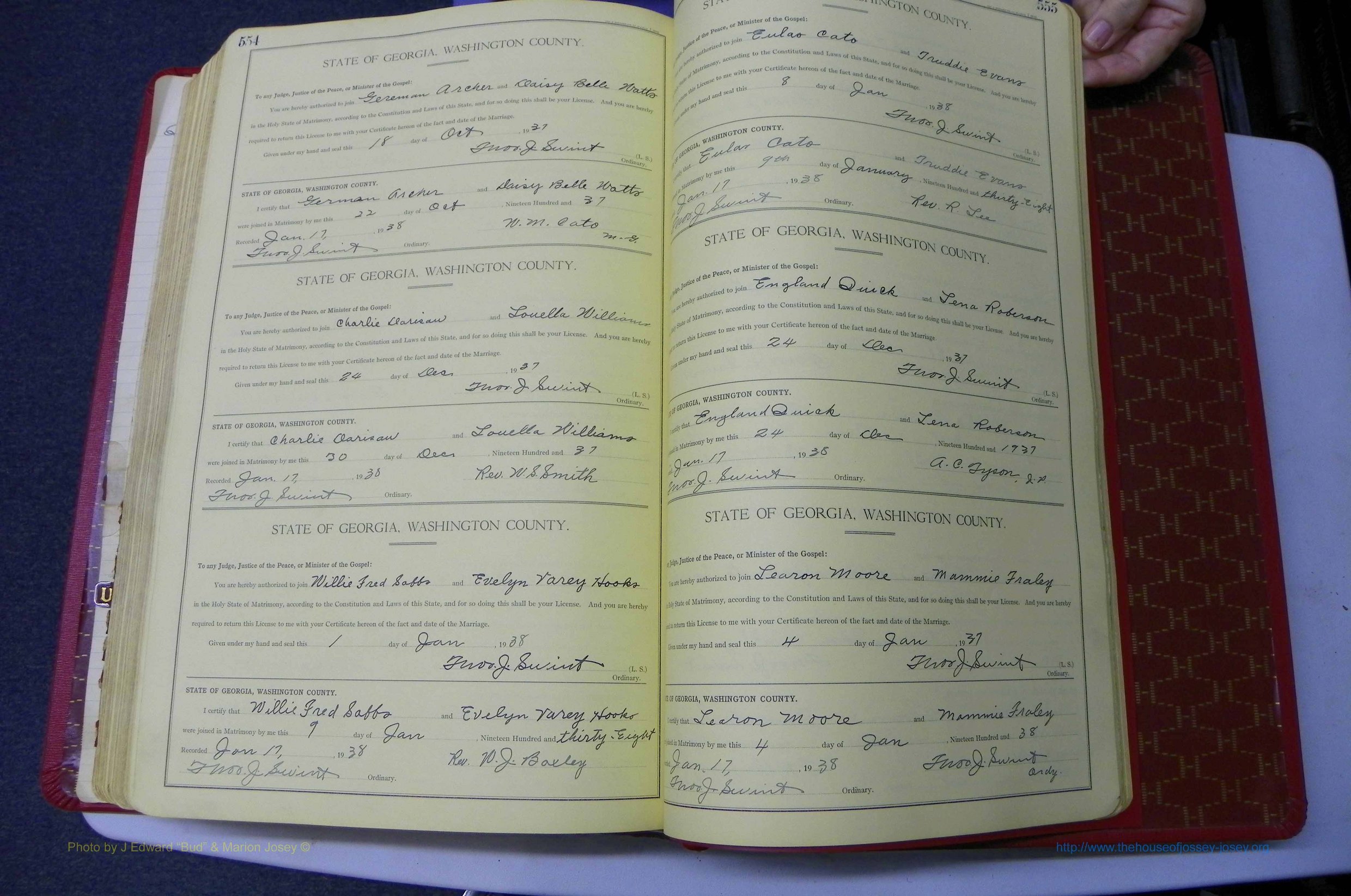 Was GA, Mar. Book O, 1927 - 1938, Col, P 554-555.JPG