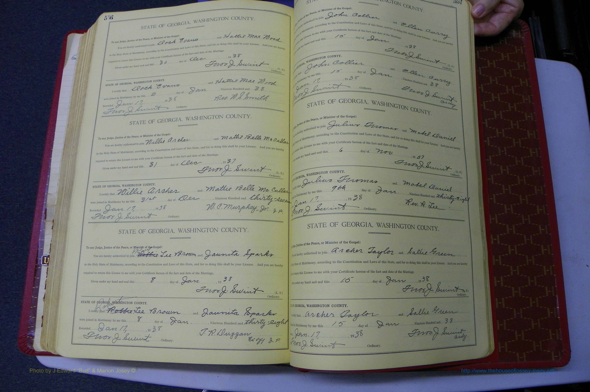 Was GA, Mar. Book O, 1927 - 1938, Col, P 556-557.JPG