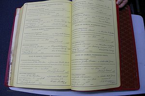 Was GA, Mar. Book O, 1927 - 1938, Col, P 570-571.JPG