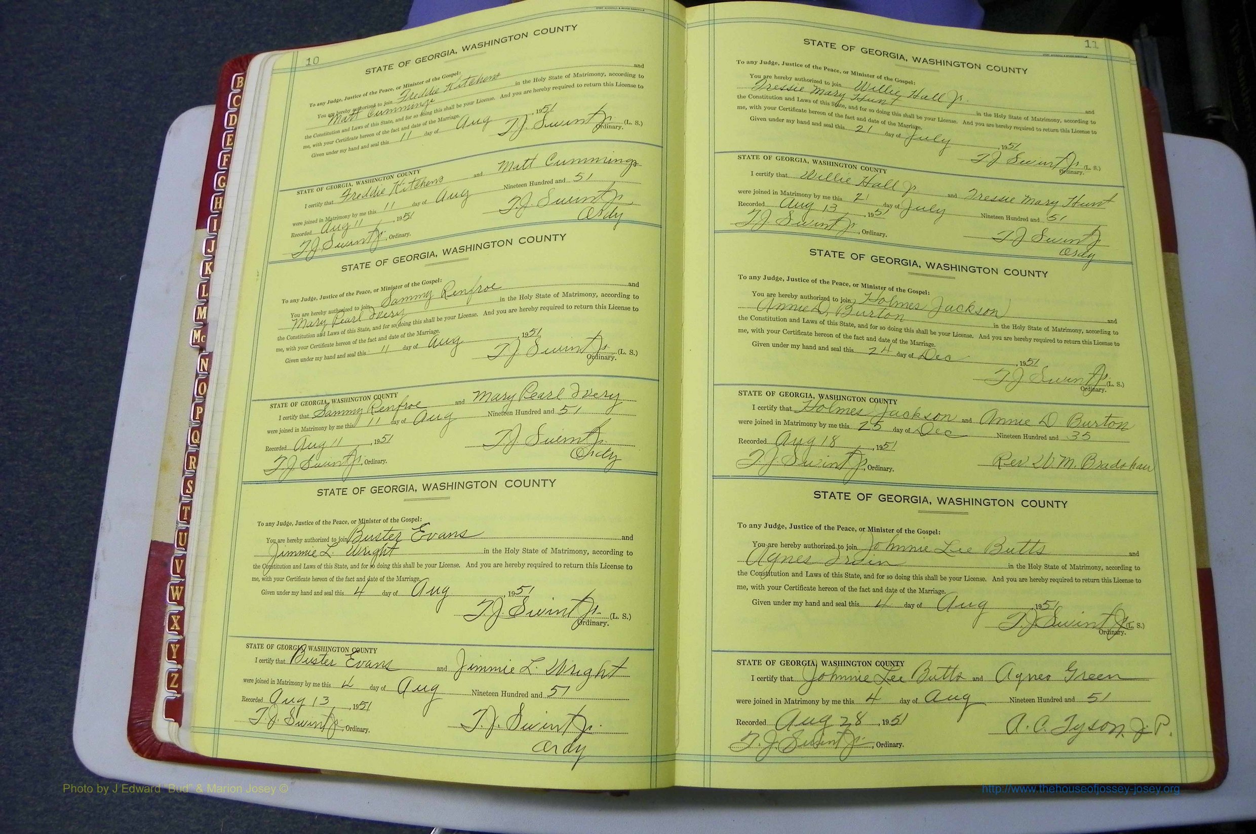 Was GA, Mar. Book R, 1951 - 1952, Col, P 010-011.JPG
