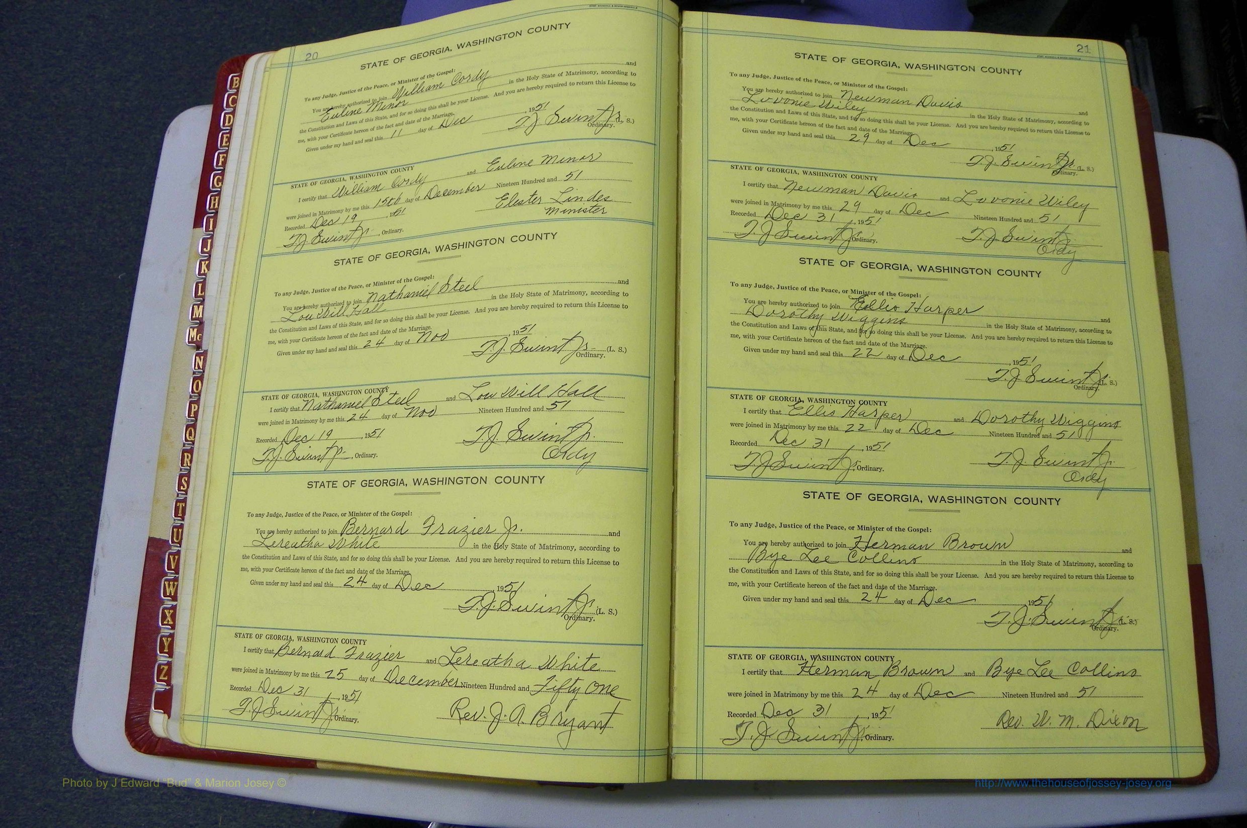 Was GA, Mar. Book R, 1951 - 1952, Col, P 020-021.JPG