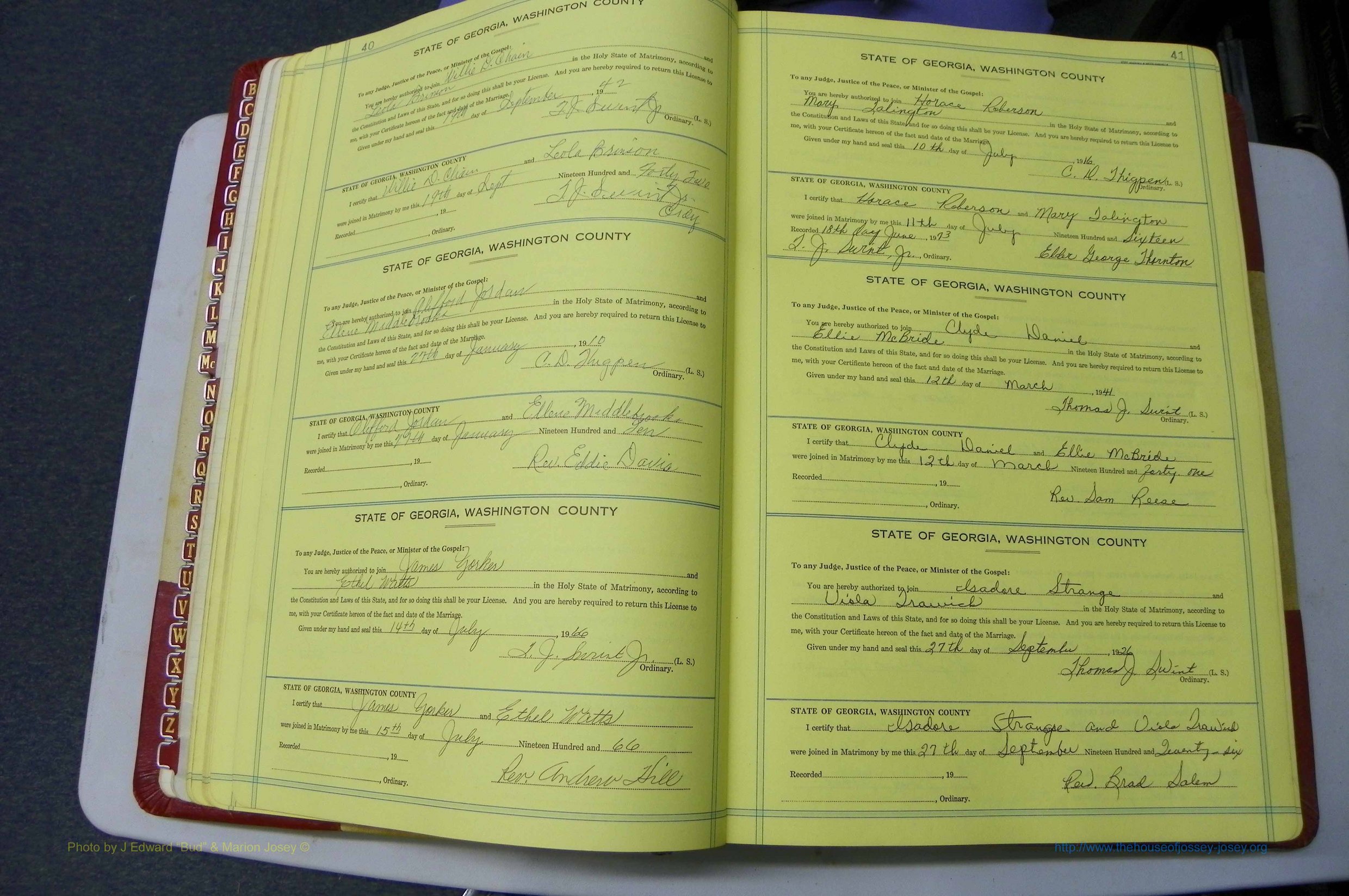 Was GA, Mar. Book R, 1951 - 1952, Col, P 040-041.JPG