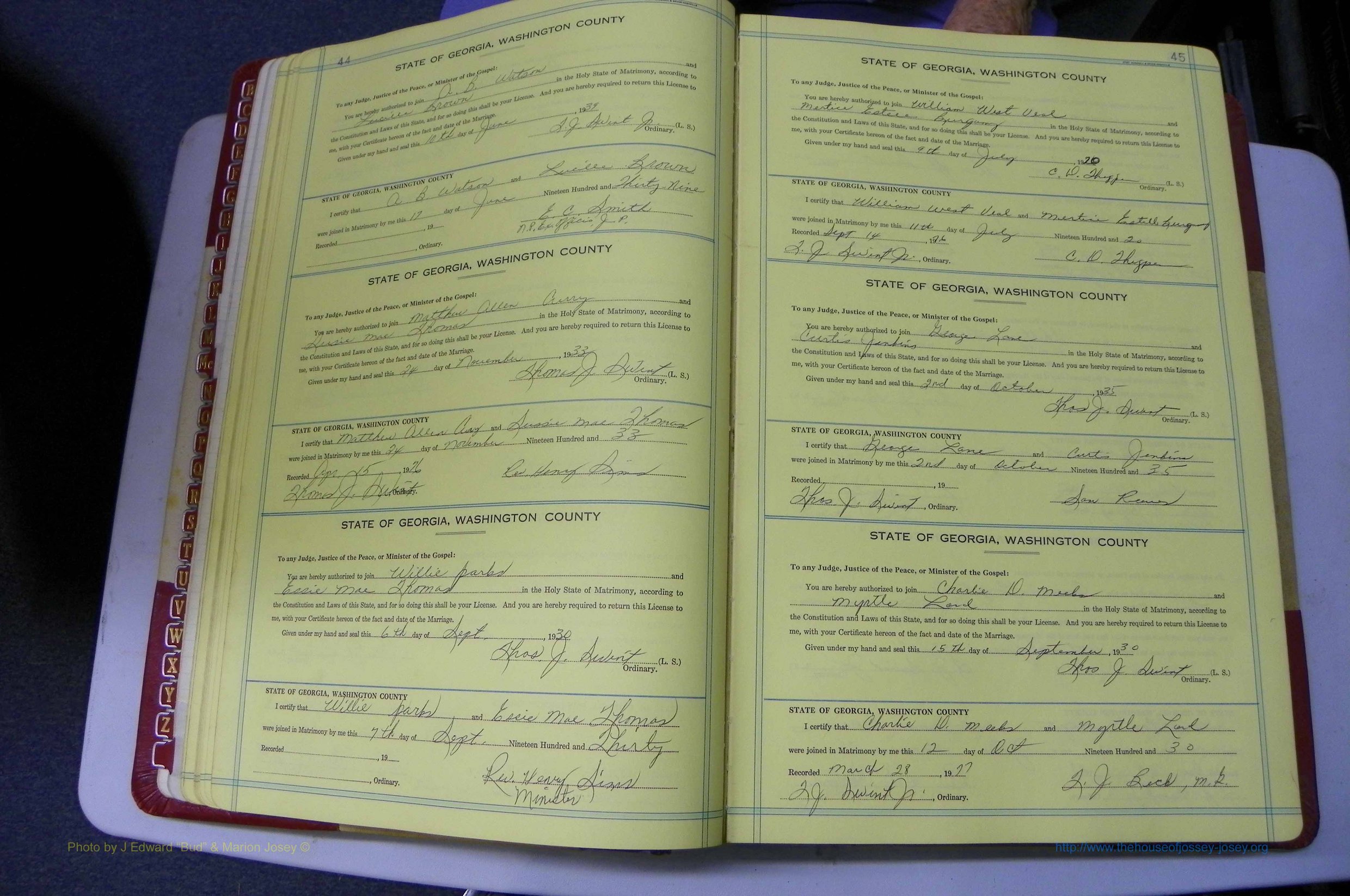 Was GA, Mar. Book R, 1951 - 1952, Col, P 044-045.JPG