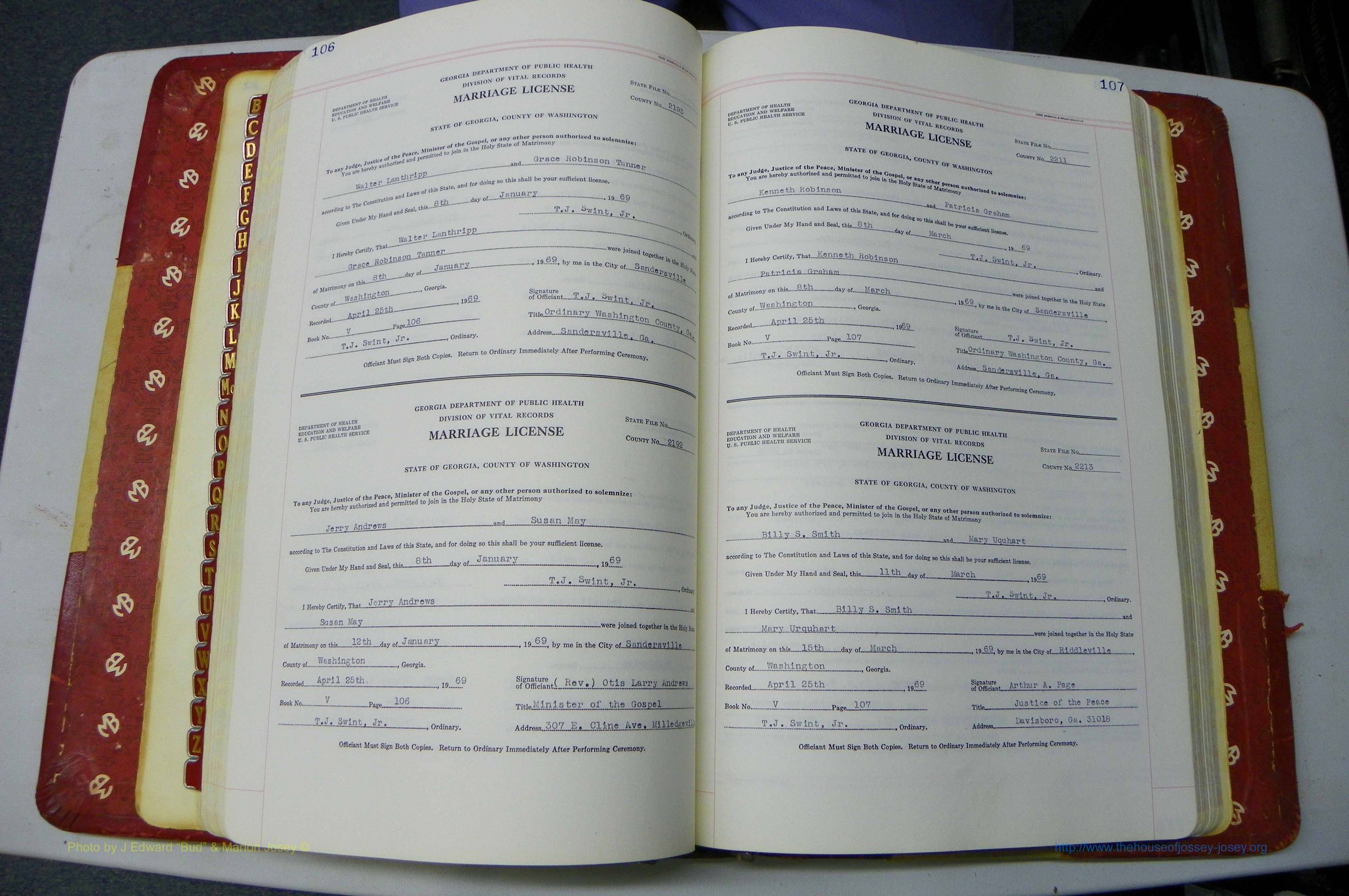 Was GA, Mar. Book V, 1966 - 1975, White, P 106-107.JPG