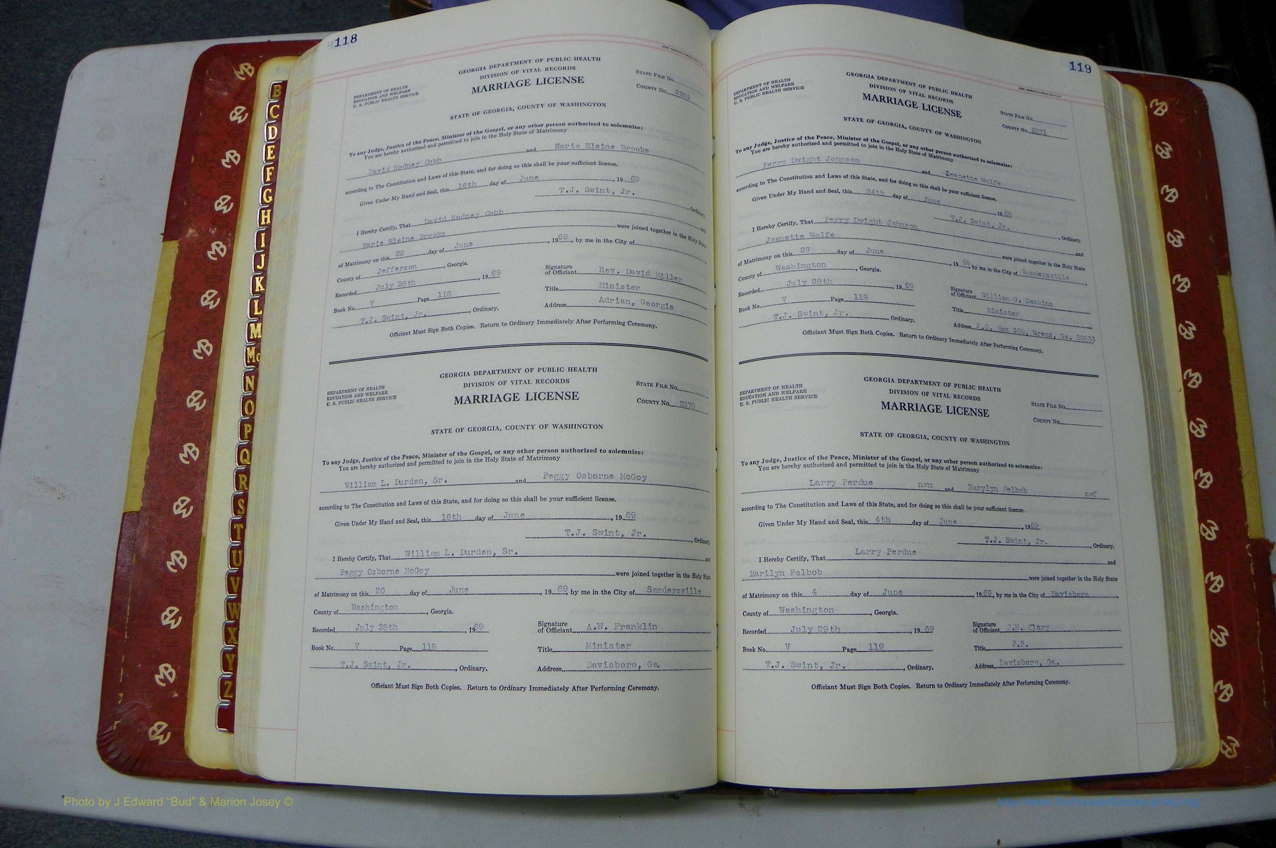 Was GA, Mar. Book V, 1966 - 1975, White, P 118-119.JPG