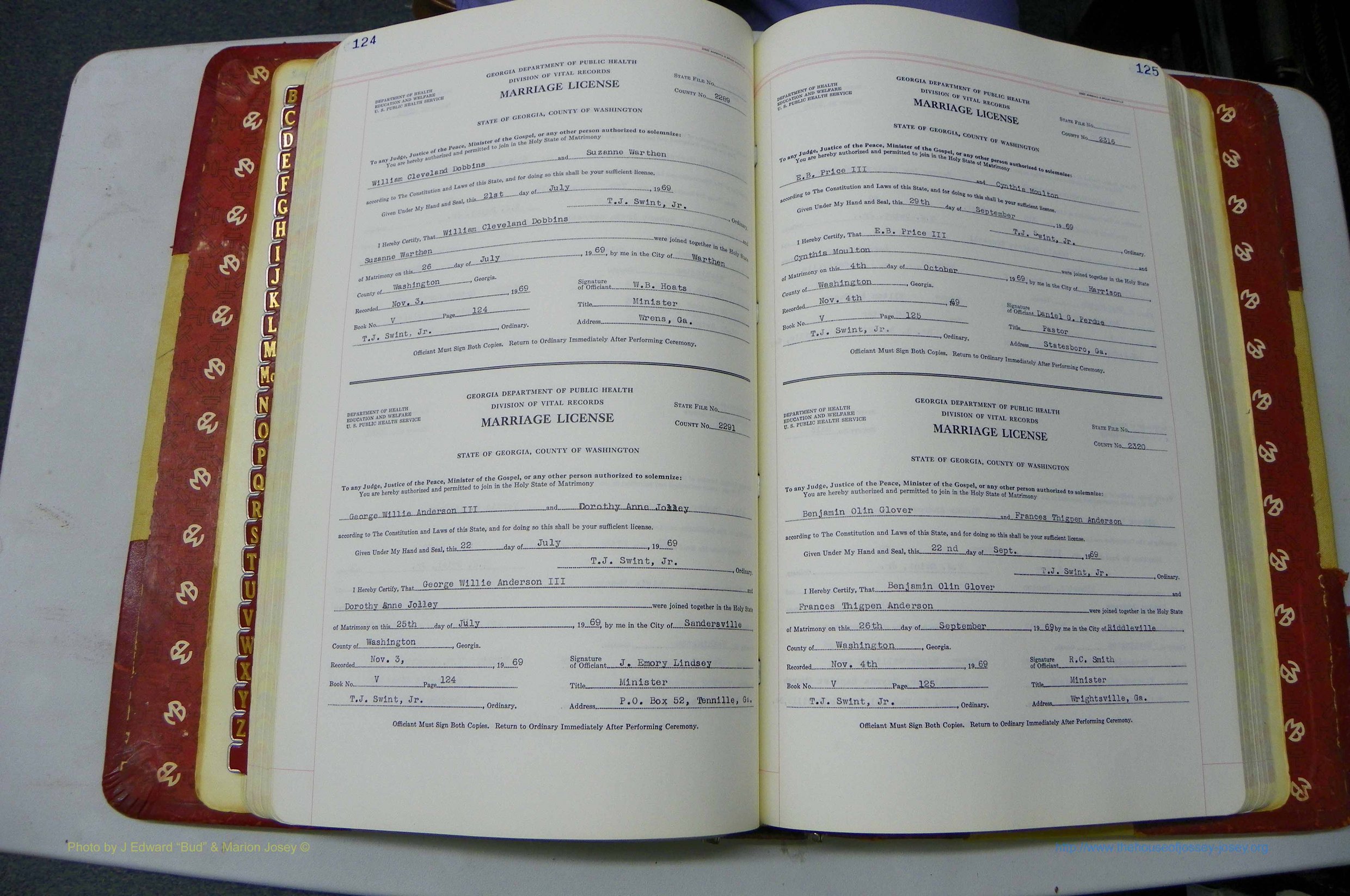 Was GA, Mar. Book V, 1966 - 1975, White, P 124-125.JPG